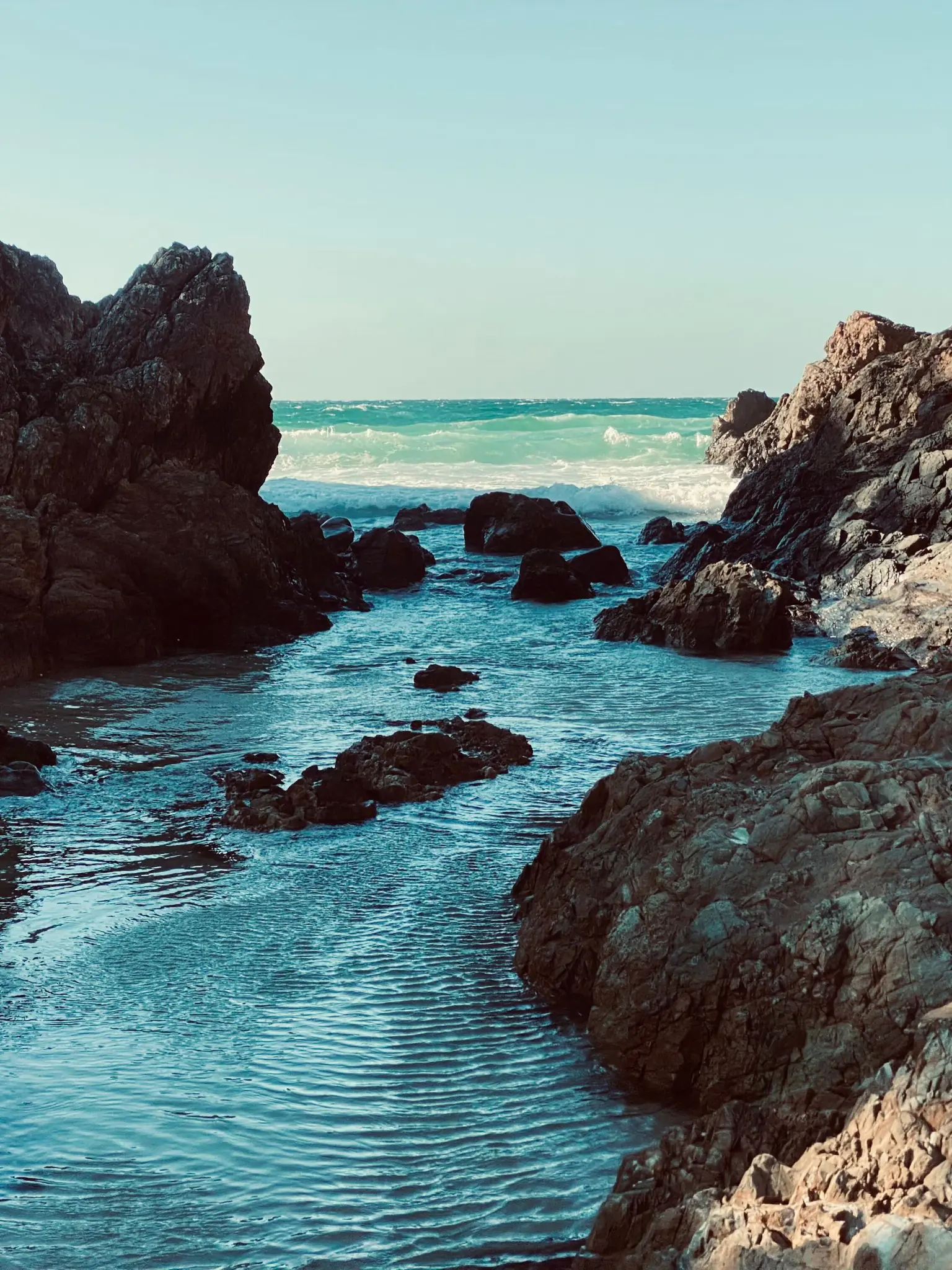 Rocky coastline at Byron Bay